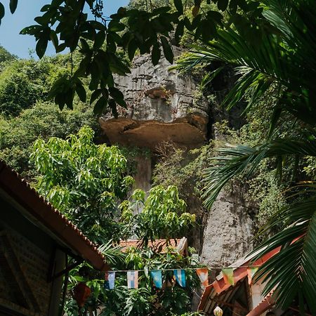 Tam Coc Lakeside Homestay นิญบิ่ญ ภายนอก รูปภาพ