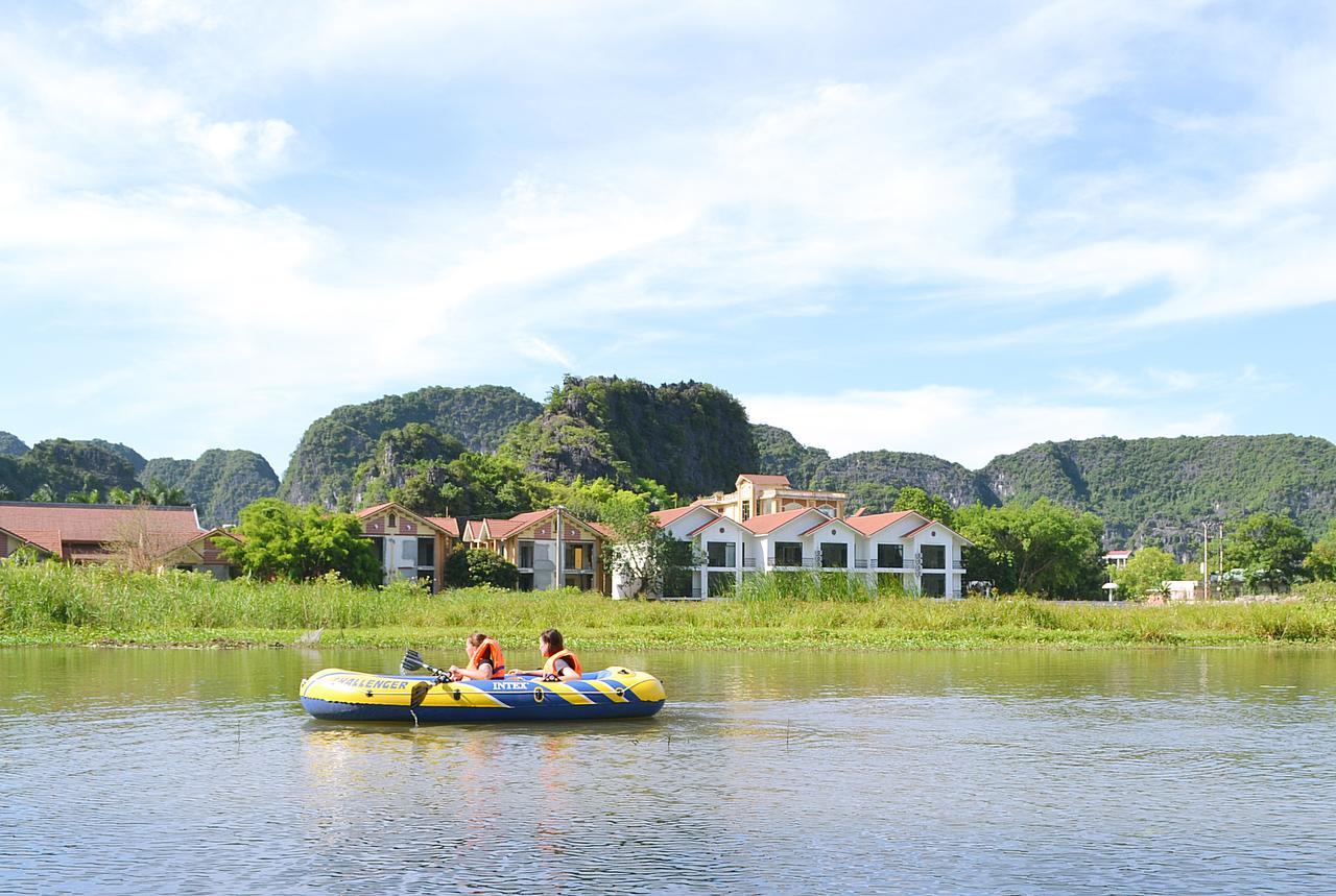 Tam Coc Lakeside Homestay นิญบิ่ญ ภายนอก รูปภาพ